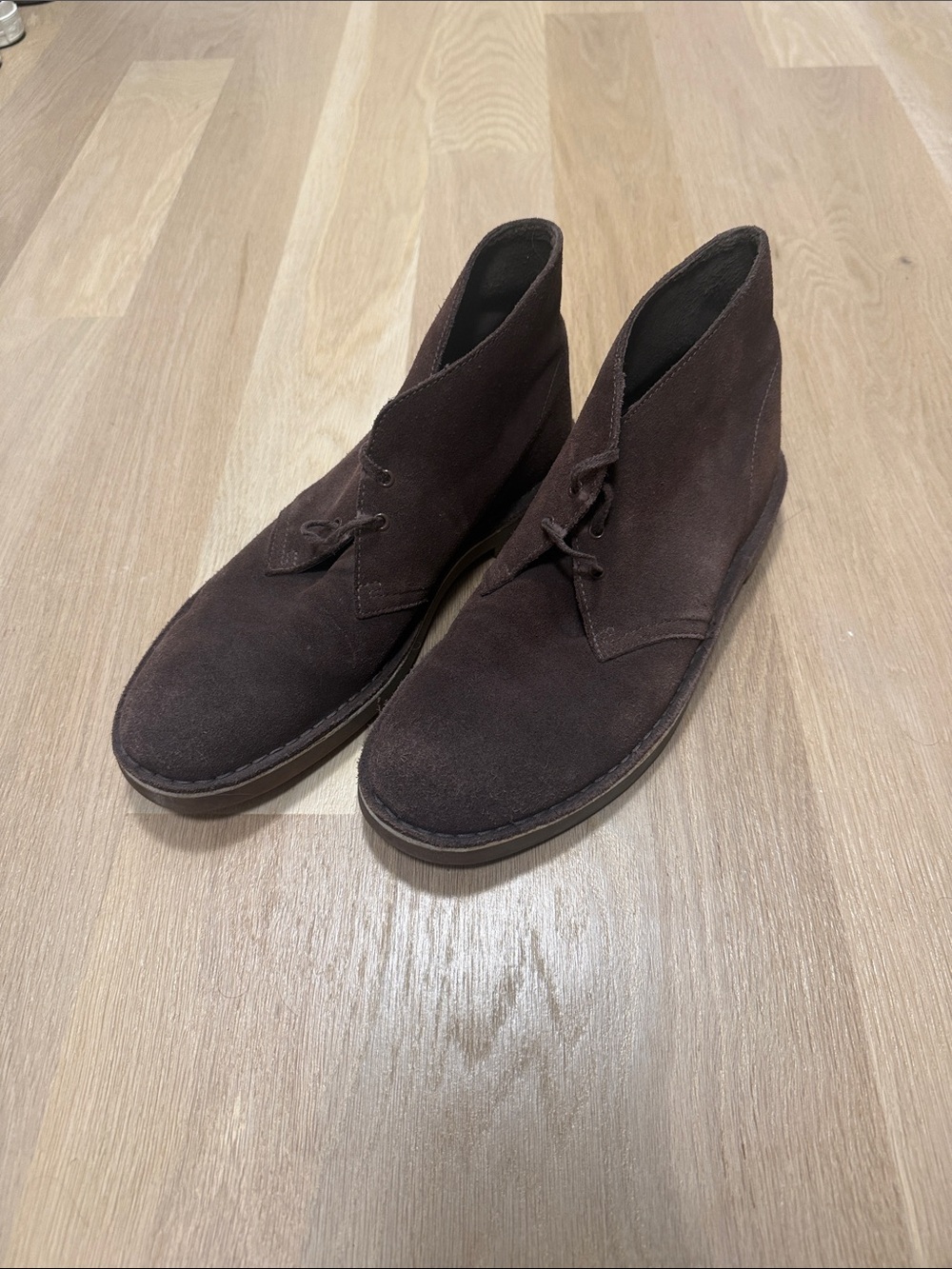 Clark’s Men's Brown Suede Chukka Boots size 10.5